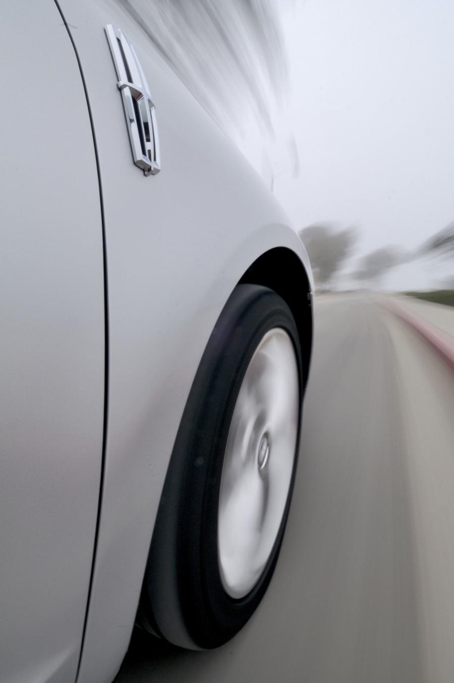  Lincoln MKZ 2010 года  (фото 200 из 211)